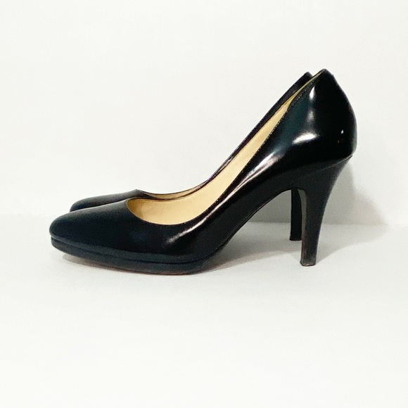 Cole Haan | Patent Leather Nike Air Black Pumps EUC 10.5 - Picture 2 of 8